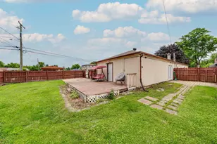 402 S Addison St, Bensenville, IL 60106 - Photo 28