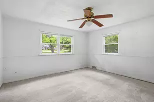 1013 Highmoor Rd, Lombard, IL 60148 - Photo 12
