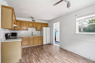 1013 Highmoor Road, Lombard, IL 60148 - Photo 18