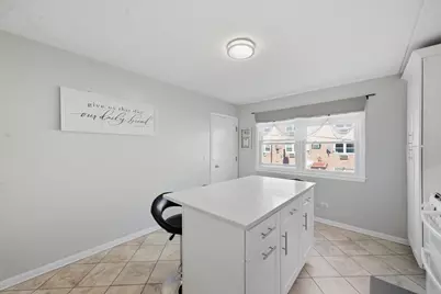 5211 N Potawatomie Avenue #206, Chicago, IL 60656 - Photo 12