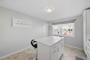 5211 N Potawatomie Ave, Chicago, IL 60656 - Photo 12
