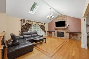 21 Sequoia Rd, Hawthorn Woods, IL 60047 - Photo 6