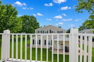 320 Joan Ct, Bartlett, IL 60103 - Photo 14