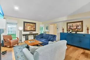 627 N Charter Hall Dr, Palatine, IL 60067 - Photo 8