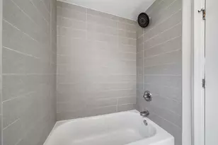 1111 E 93rd St, Chicago, IL 60619 - Photo 8