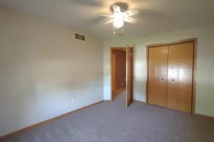 152 Columbia St, Poplar Grove, IL 61065 - Photo 16