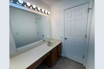 1332 Sandhurst Lane #B, South Elgin, IL 60177 - Photo 8