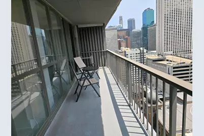 10 E Ontario Street #4601, Chicago, IL 60611 - Photo 12