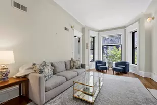 2120 N Clark St, Chicago, IL 60614 - Photo 2
