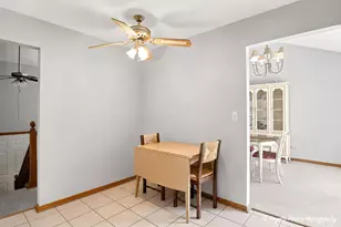 2494 Forest View Rd, Lindenhurst, IL 60046 - Photo 12