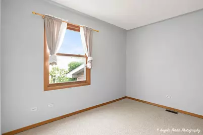 2494 Forest View Road, Lindenhurst, IL 60046 - Photo 14