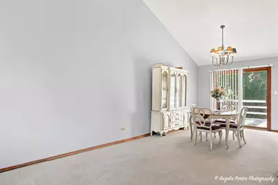2494 Forest View Road, Lindenhurst, IL 60046 - Photo 6