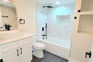 8623 S Wood Ave, Chicago, IL 60620 - Photo 38