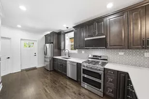 8623 S Wood Ave, Chicago, IL 60620 - Photo 8