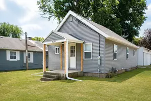 1820 W 9th St, Dixon, IL 61021 - Photo 1