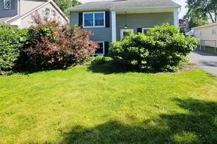 618 W Comstock Ave, Elmhurst, IL 60126 - Photo 1