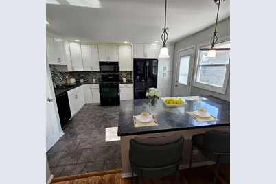 618 W Comstock Avenue, Elmhurst, IL 60126 - Photo 10