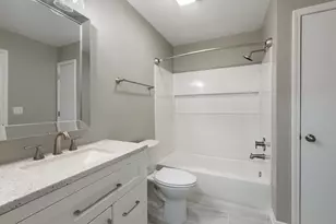 182 Stockton Dr, Grayslake, IL 60030 - Photo 12