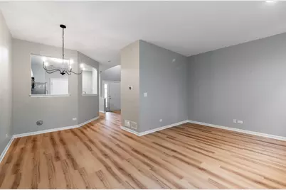 182 Stockton Drive, Grayslake, IL 60030 - Photo 8