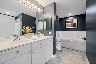 200 W Grand Avenue #804, Chicago, IL 60654 - Photo 18