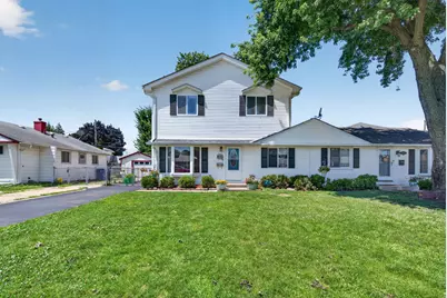 8856 S Komensky Avenue, Hometown, IL 60456 - Photo 1