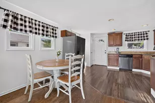 8856 S Komensky Ave, Hometown, IL 60456 - Photo 6
