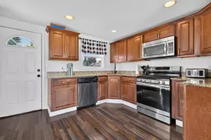 8856 S Komensky Ave, Hometown, IL 60456 - Photo 8