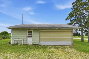 12694 Meredosia Rd, Albany, IL 61230 - Photo 22