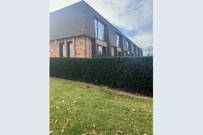 1988 Green Bay Road #4, Highland Park, IL 60035 - Photo 2