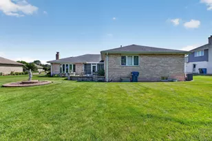 12902 W Beaver Lake Dr, Homer Glen, IL 60491 - Photo 34