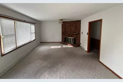 41 Sadowski Court, Decatur, IL 62521 - Photo 2