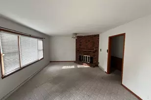 41 Sadowski Ct, Decatur, IL 62521 - Photo 2
