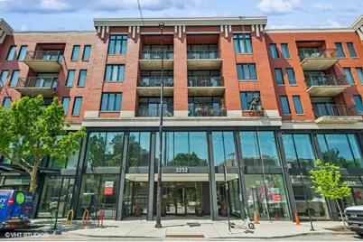 3232 N Halsted Street #D812, Chicago, IL 60657 - Photo 1