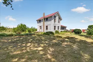 10112 E High Rd, Stillman Valley, IL 61084 - Photo 2