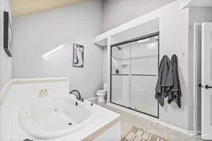 3811 Sunburst Ln, Naperville, IL 60564 - Photo 20