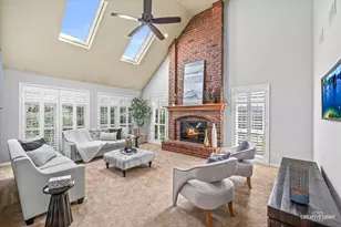 3811 Sunburst Ln, Naperville, IL 60564 - Photo 10