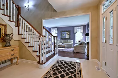 155 S Chandler Avenue, Elmhurst, IL 60126 - Photo 4