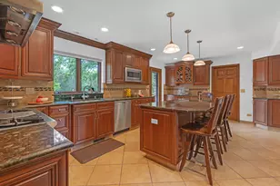 6535 Stockbridge Ln, Long Grove, IL 60047 - Photo 12