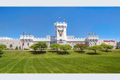 2226 Lakeshore Drive, Schaumburg, IL 60173 - Photo 32