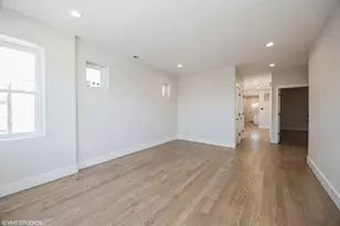 615 N Troy St, Chicago, IL 60612 - Photo 14