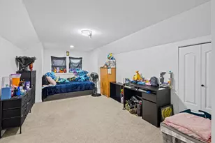 8523 S Colfax Ave, Chicago, IL 60617 - Photo 18