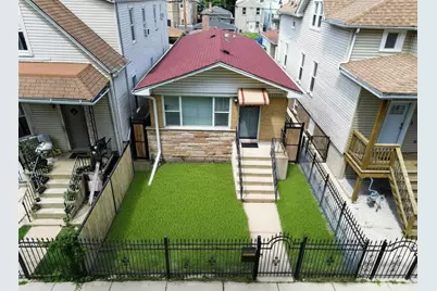 1734 N Karlov Avenue, Chicago, IL 60639 - Photo 2