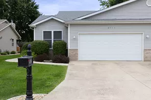 2114 Mary Ln, Ottawa, IL 61350 - Photo 2
