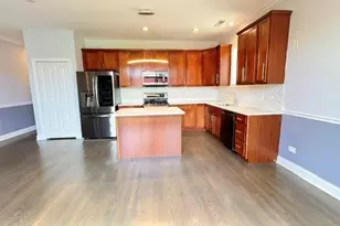 5642 N Broadway St, Chicago, IL 60660 - Photo 4