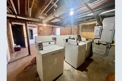 2748 N Austin Avenue, Chicago, IL 60639 - Photo 18