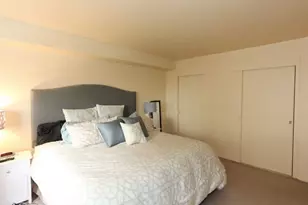 3950 N Lake Shore Dr, Chicago, IL 60613 - Photo 10