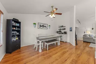 1969 Conway Ln, Aurora, IL 60503 - Photo 10