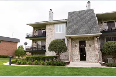 15713 Old Orchard Court #2S, Orland Park, IL 60462 - Photo 1