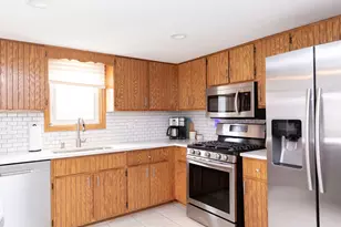 15713 Old Orchard Ct, Orland Park, IL 60462 - Photo 10