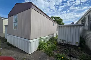 75 Country Club Dr, Countryside, IL 60525 - Photo 2